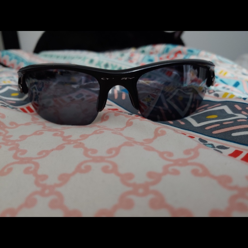 Men’s oakleys